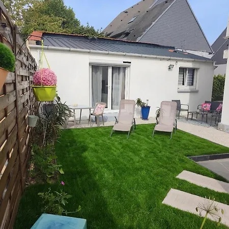 Nid De Verdure A 15 Minutes Centre Et Dom wakacyjny *